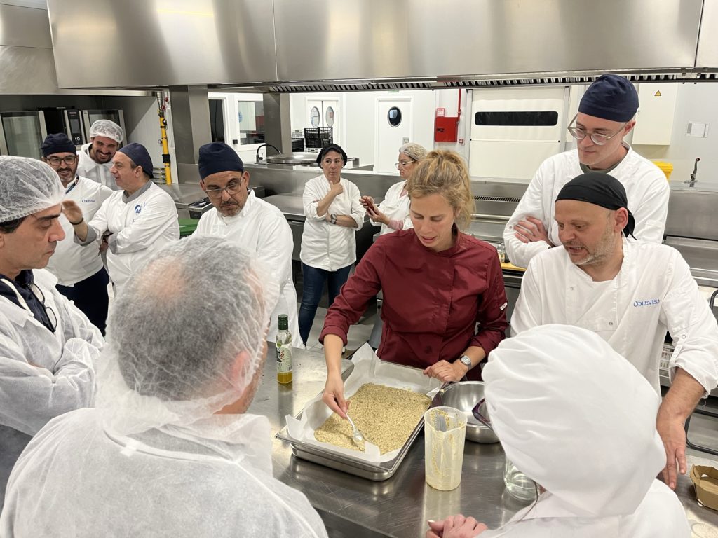 La Generalitat impulsa la formación del personal de cocina de centros escolares para promover la alimentación saludable y sostenible